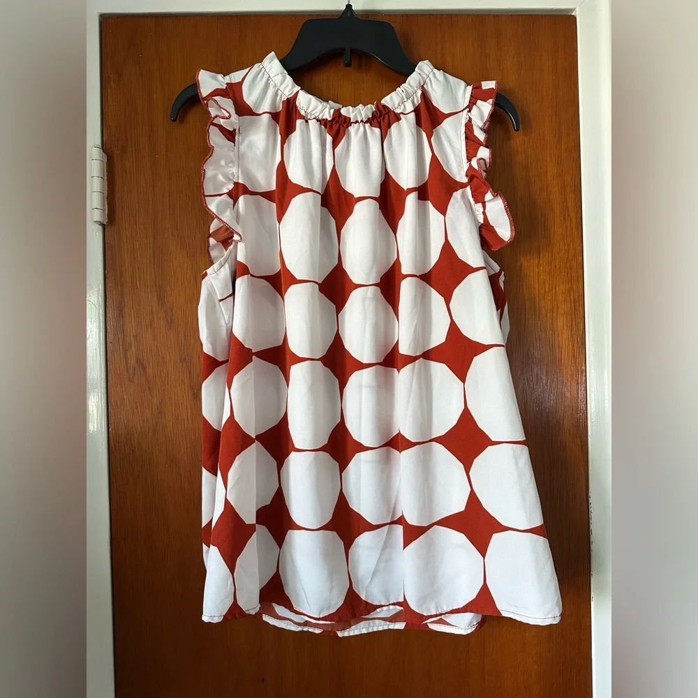 Bold Burnt Orange and White Patterned Blouse w/ Ruffled Sleeves - Picture 2 of 8